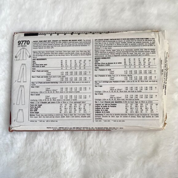 2 Simplicity Sewing Patterns - Picture 3 of 5